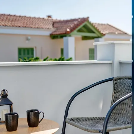Elysia House Ferienhaus Posidhonía