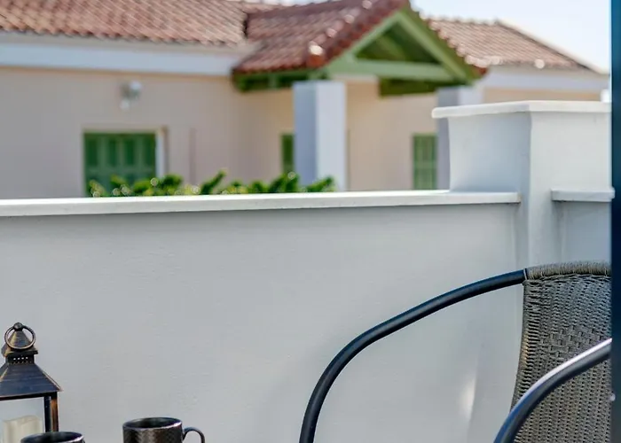 Elysia House Semesterbostad Posidhonía