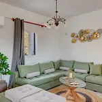 Holiday home Elysia House Posidhonia (Syros)
