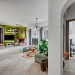 Elysia House Holiday home