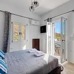 Holiday home Elysia House