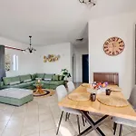 Elysia House Holiday home